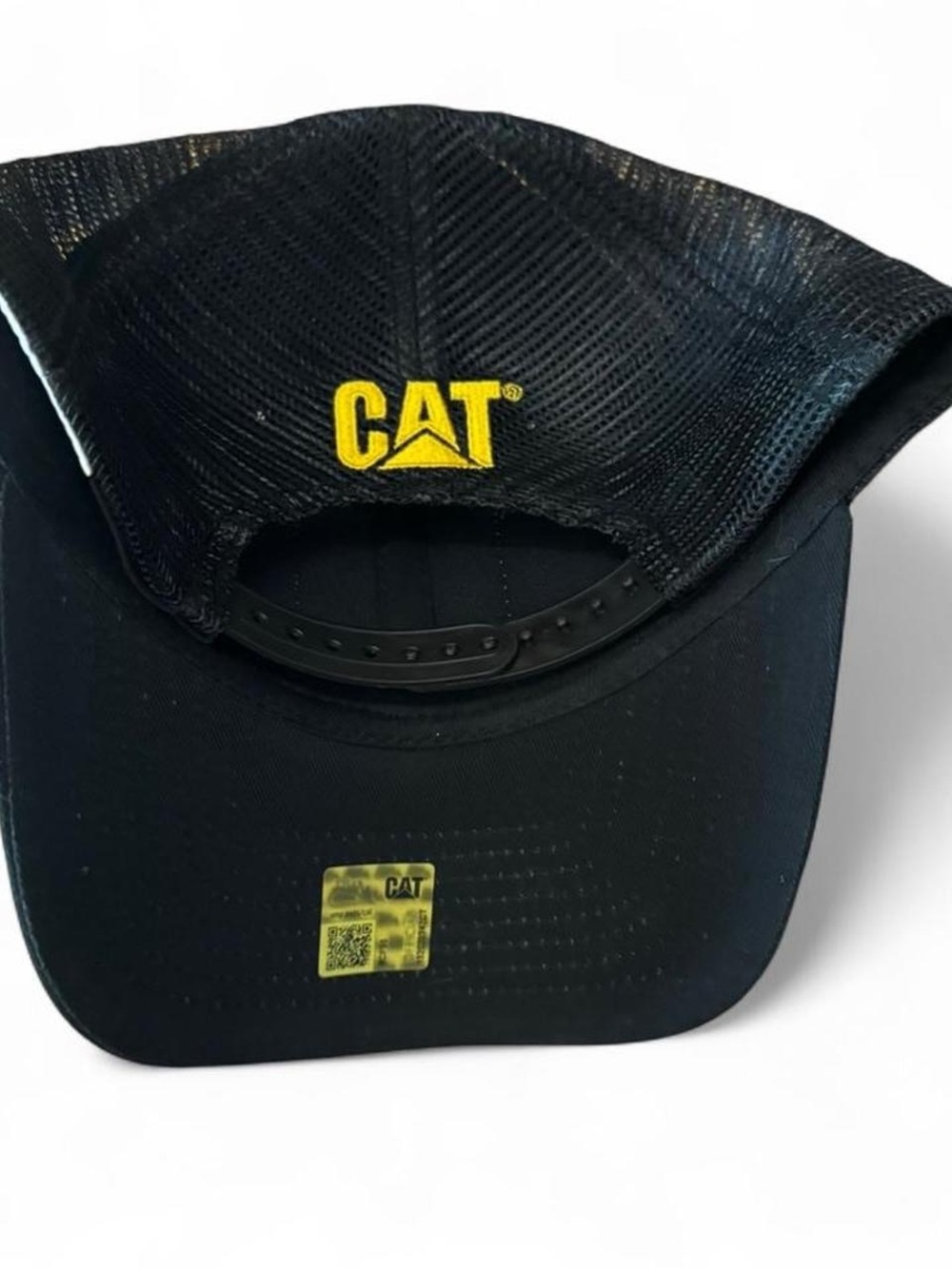 New Caterpillar Black Hat with Yellow Logo Patch - Picture 2 of 2